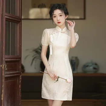 Летен френски стил шампанско стойка яка кух бутер ръкав Cheongsam за жени Елегантна булка вечерни рокли Банкетна рокля