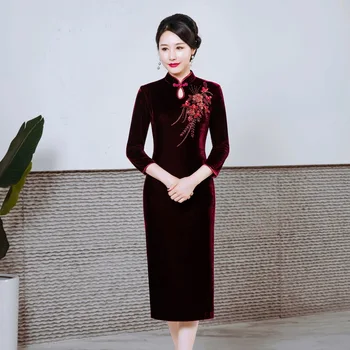 Плюс размер кадифе дълго Qipao класически елегантен китайски традиционна рокля изящни мъниста цвете Cheongsam секси тънък сплит вестидос